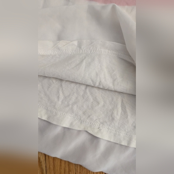 Zara White Tee with Pink Lip Design - Picture 2 of 5